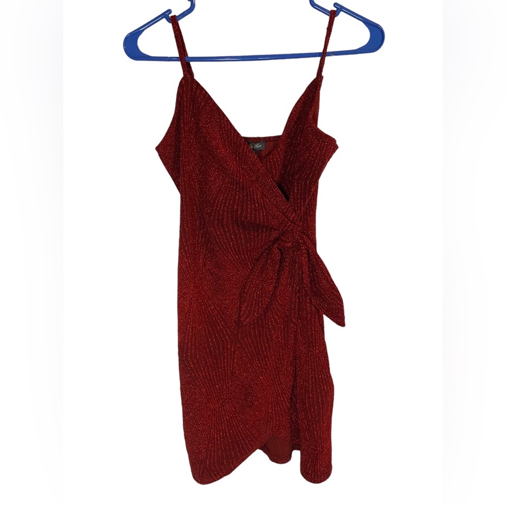 Lily Rose Red Shimmer Knotted Side Wrap Fitted Cocktail Dress Size XS‎ Hoco Hoco